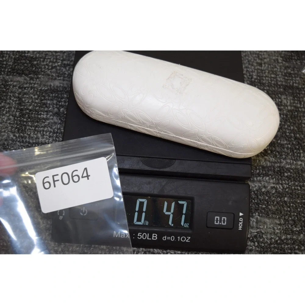 Oakley Sunglasses Eyeglasses Clam Shell White - Logo CASE ONLY - Flaw